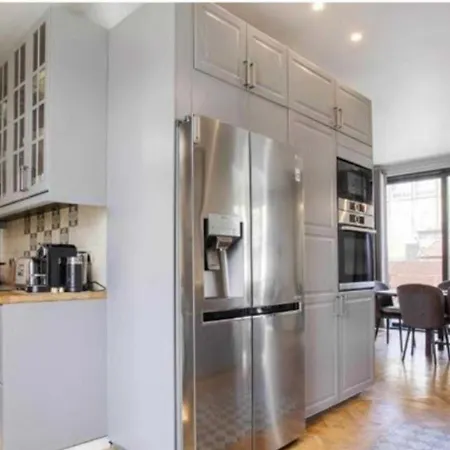 House For 18 People With Cinema Place Morny Holiday home